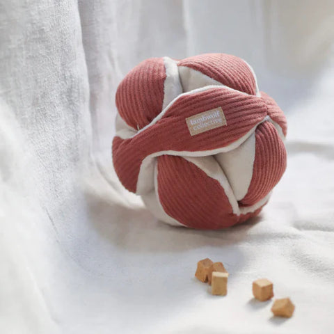 MONTI Crinkle + Squeaky Snuffle Ball