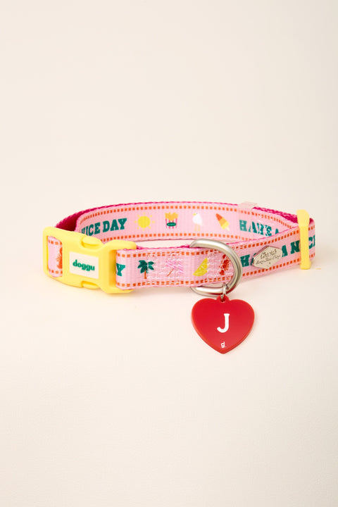 Doggu Bonjour Bébé Pink collar product shot with heart charm styling