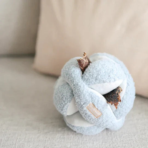 MONTI Crinkle + Squeaky Snuffle Ball