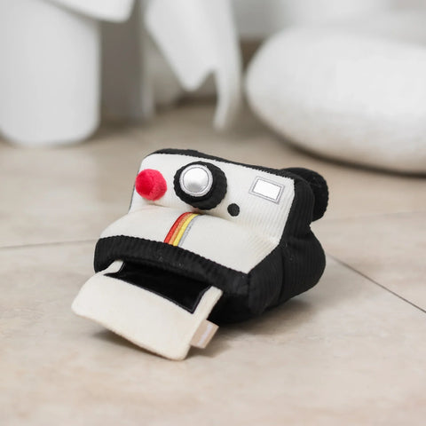 INSTANT CAMERA - snuffle + squeaky – Lambwolf – Dog Interactive Toys – image 3